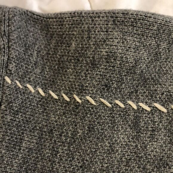 M.P. Studios SZ Large Oversized Gray Cardigan NWOT Pit to Pit  approx 29" NWOT - Picture 4 of 16